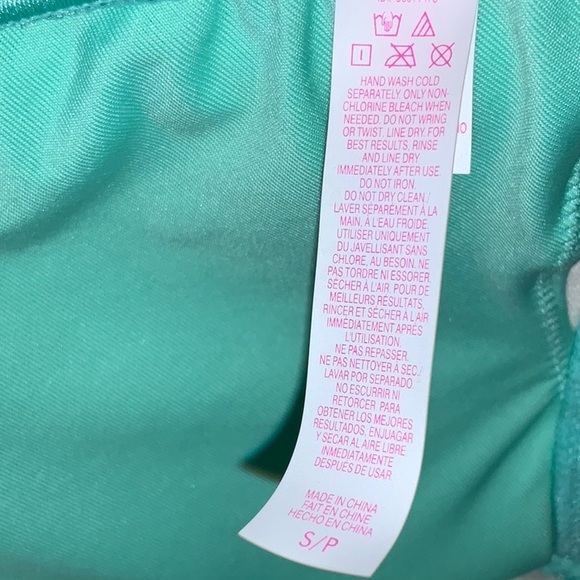 Victoria’s Secret Swimsuit Top (Size S/P) - Picture 7 of 7
